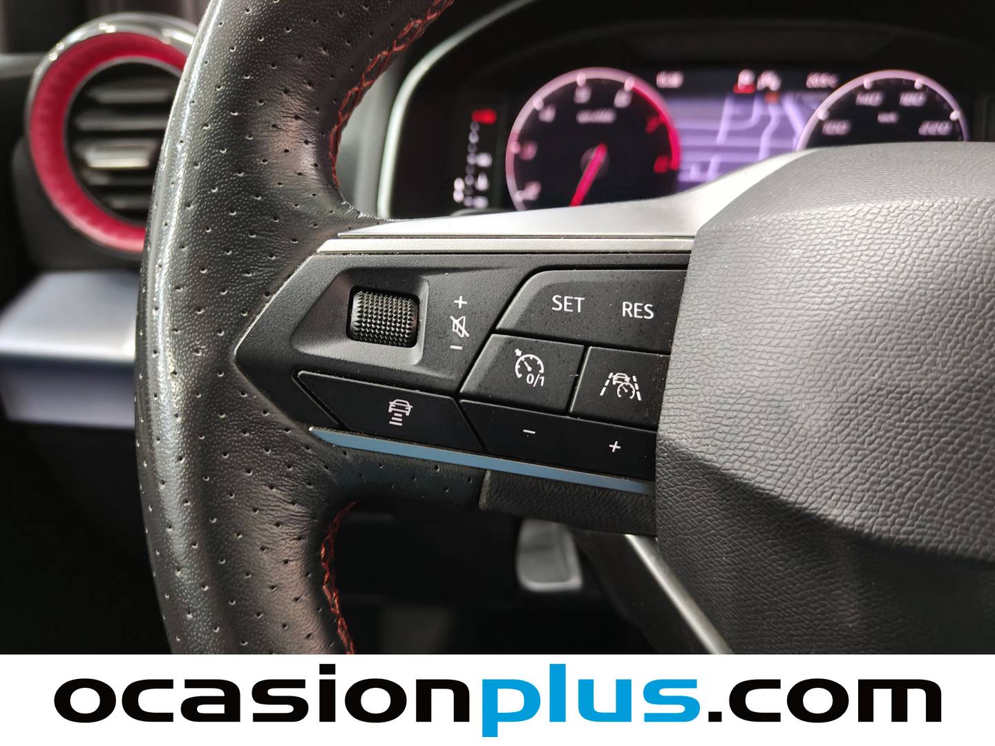 Foto Seat Arona SEAT Arona 1.5 TSI S&S FR XL DSG (150 CV)