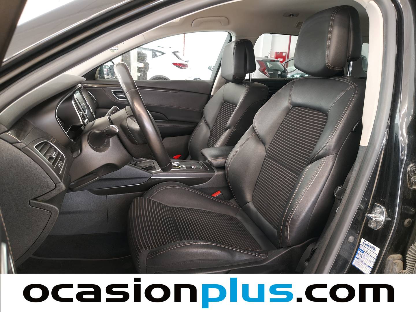 Foto asientos delanteros Renault Talisman Renault Talisman Sport Tourer Zen Energy dCi (160 CV) TT EDC