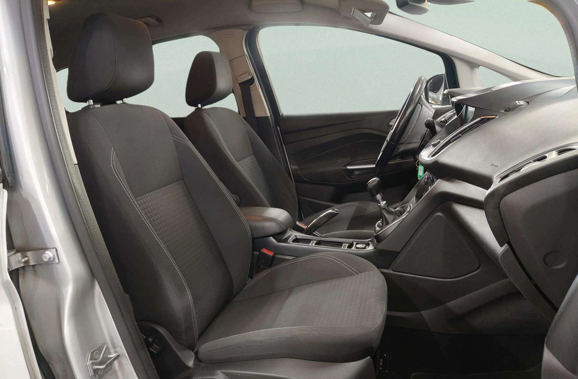 Ford C-Max 1.0 EcoBoost Trend+ - foto 17