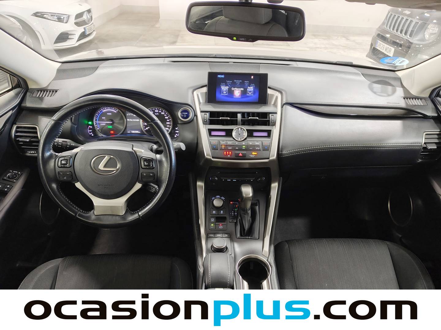 Foto Lexus NX Lexus NX 300h Business Navigation 2WD (197 CV)