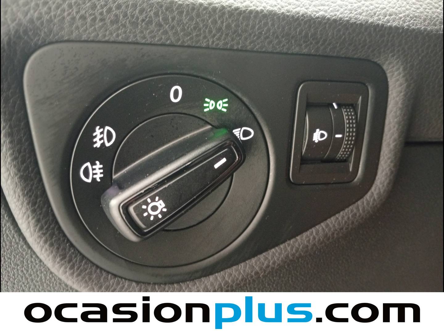 Foto Volkswagen Touran Volkswagen Touran Edition 1.6 TDI BMT 85 kW (115 CV) 7 Plazas