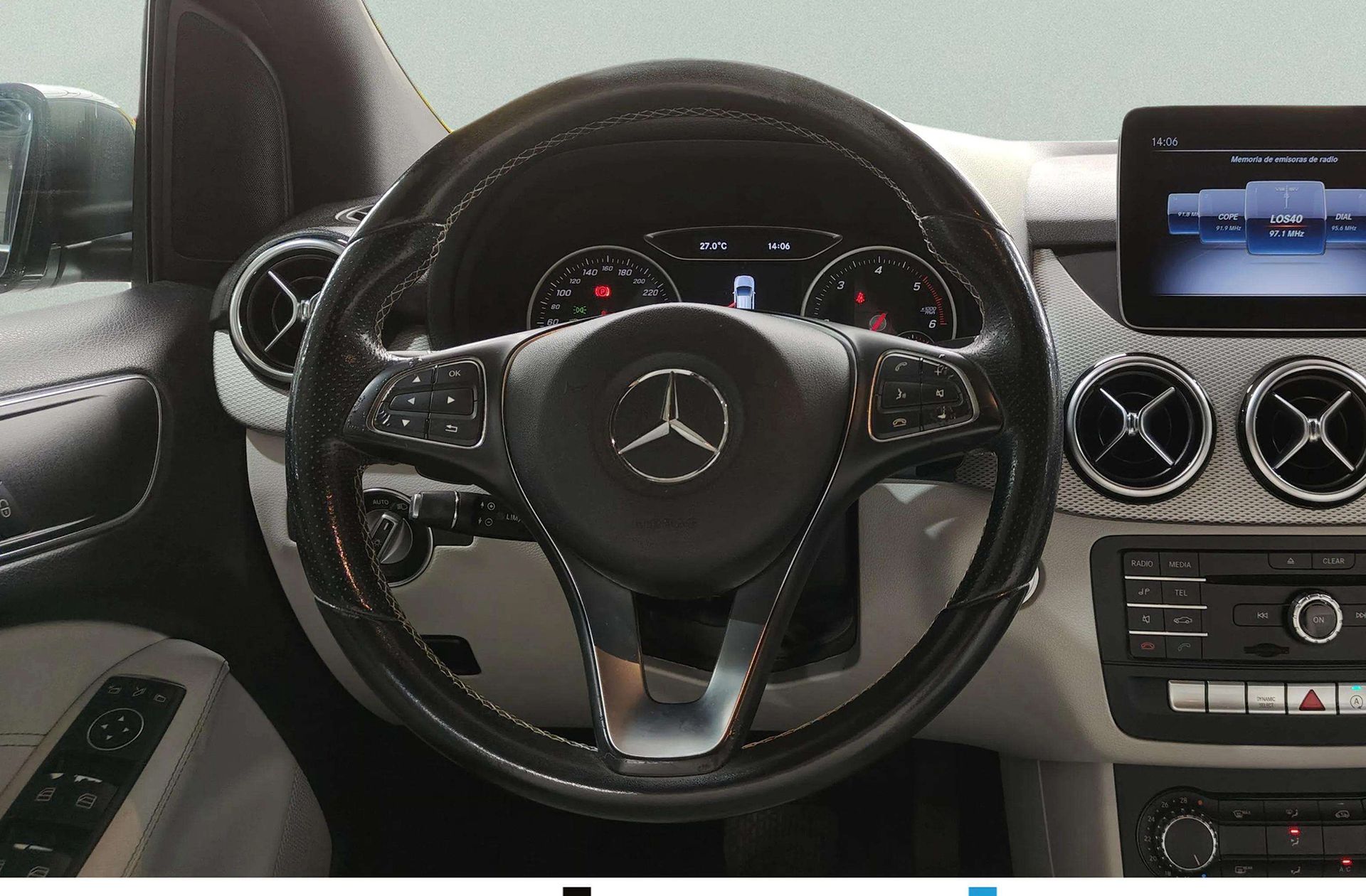 Mercedes-Benz Clase B 200 d - foto 19
