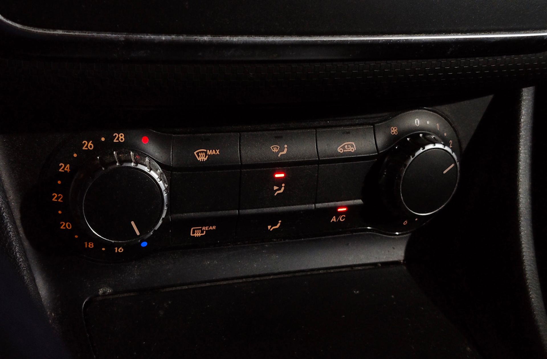 Mercedes-Benz Clase A 180 d Urban - foto 28