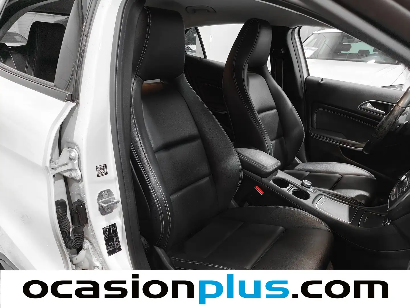 Foto Mercedes GLA Mercedes-Benz GLA GLA 180 (122 CV) Pack AMG