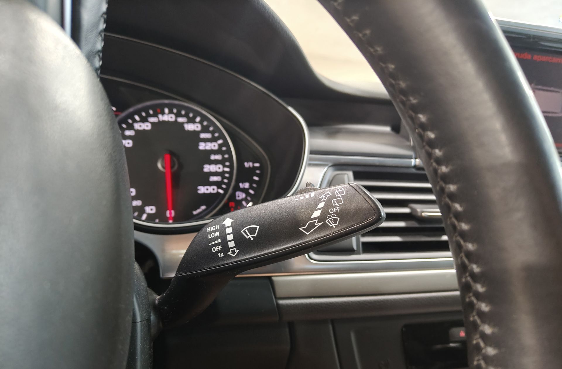Audi A6 Avant 2.0 TDI Pack S-Line - foto 30