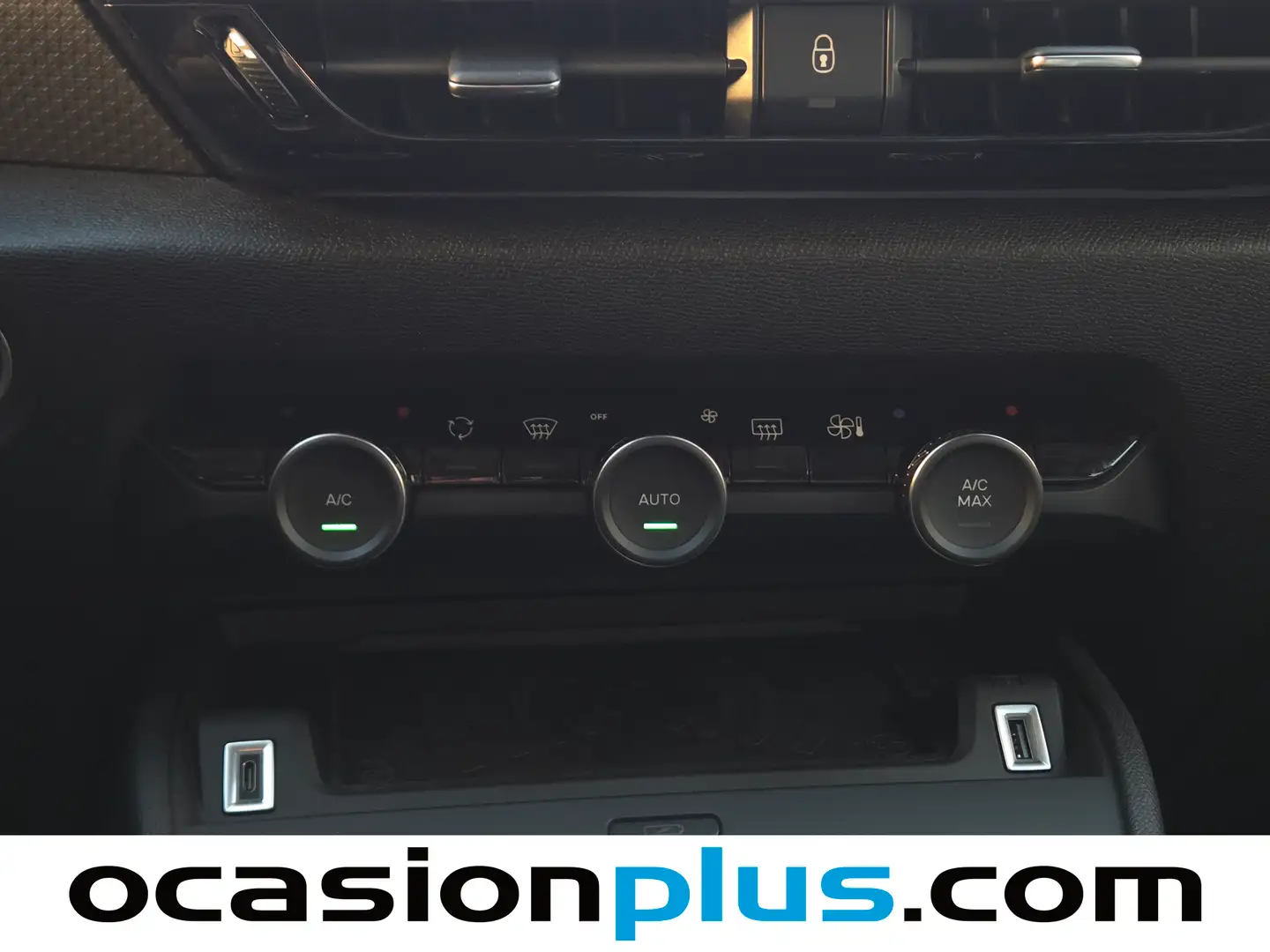 Foto Citroën C4 Citroen C4 Hybrid 136 e-DCS6 Max (136 CV)