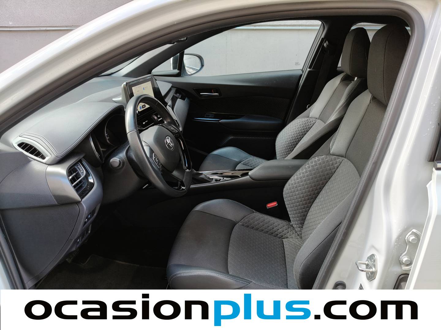 Foto asientos delanteros Toyota C-HR Toyota C-HR 180H Advance (184 CV)