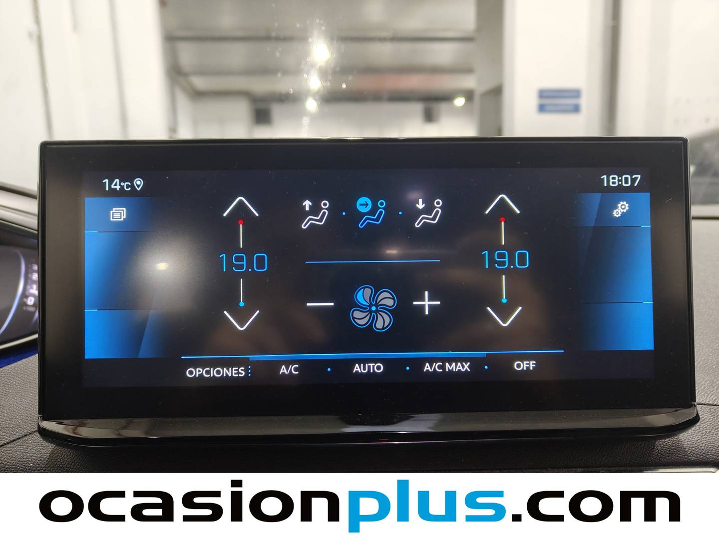 Foto Peugeot 5008 Peugeot 5008 PureTech 130 S&S Allure Pack EAT8 (130 CV) 7 Plazas