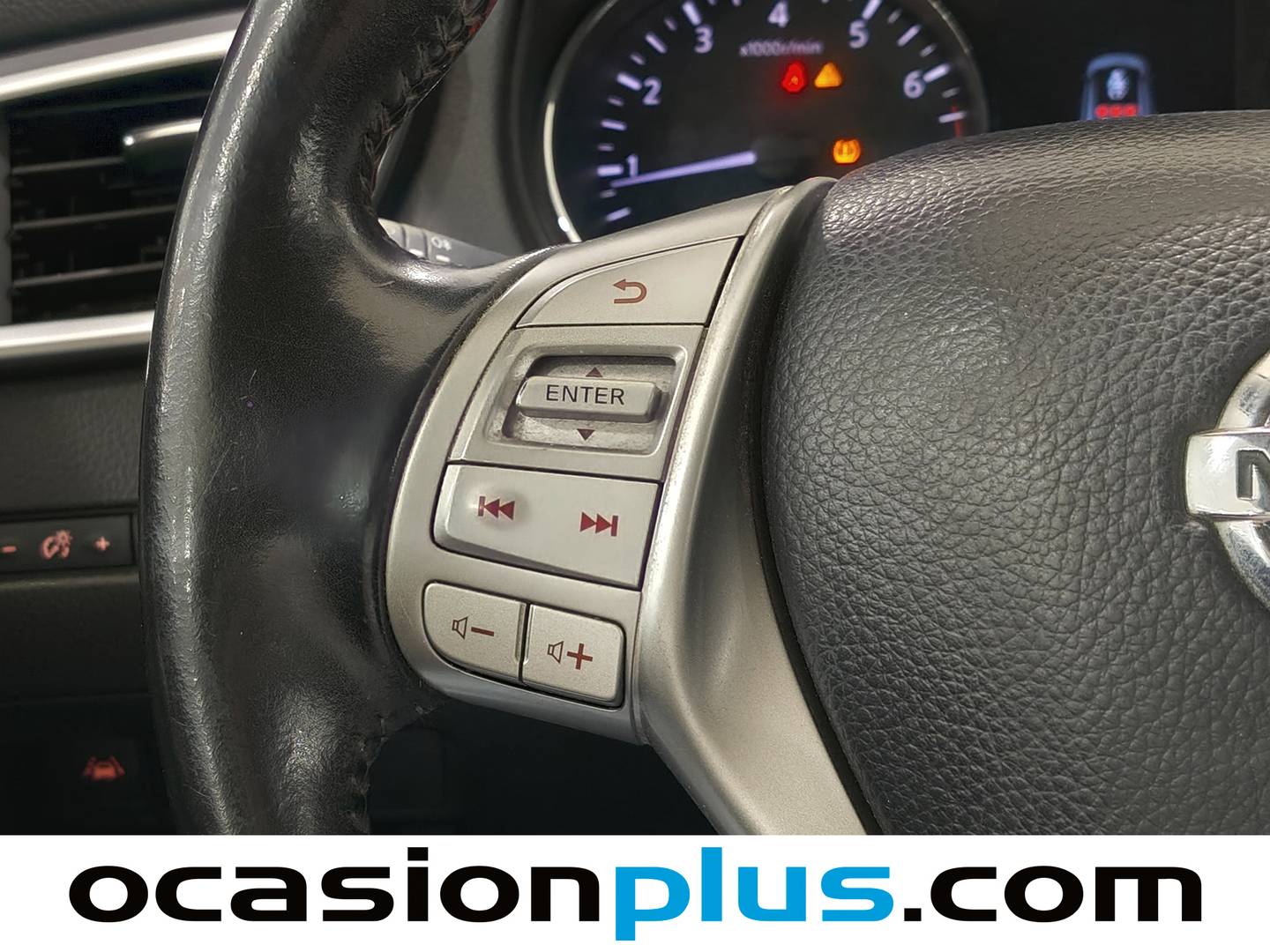 Nissan QASHQAI Nissan Qashqai DIG-T 115 N-Connecta 4x2 (115 CV) seminuevo