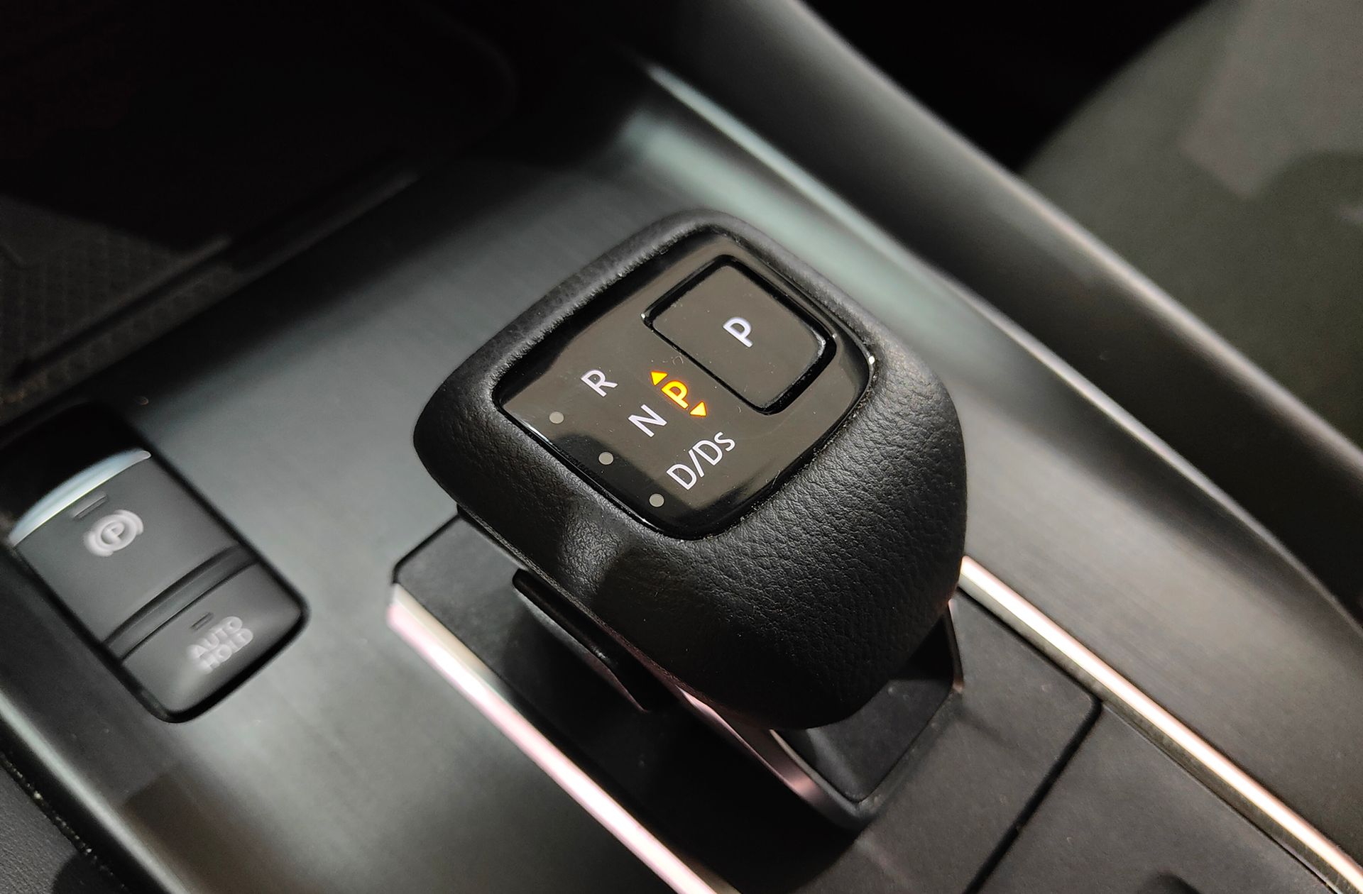 Nissan Qashqai DIG-T 160 N-Connecta Xtronic - foto 5