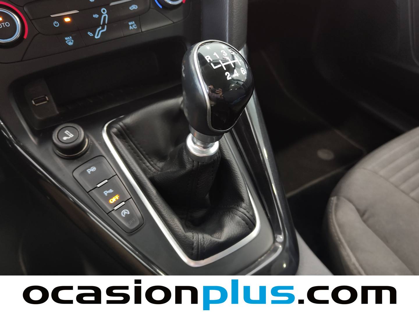 Ford Focus Ford Focus 1.0 Ecoboost S&S Titanium (125 CV) de segunda mano