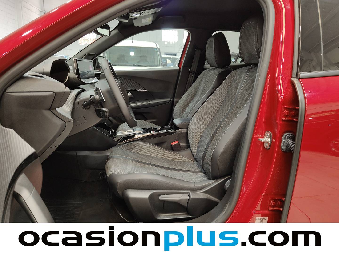 Foto asientos delanteros Peugeot 2008 Peugeot 2008 Allure Hybrid eDCS6 (145 CV)