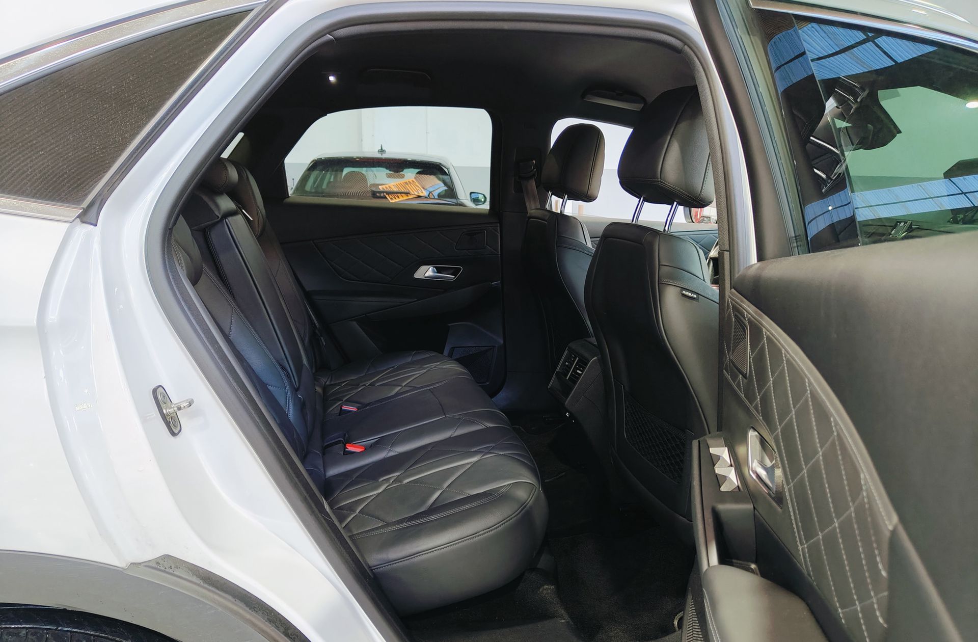 DS DS 7 Crossback BlueHDi 180 So Chic - foto 23
