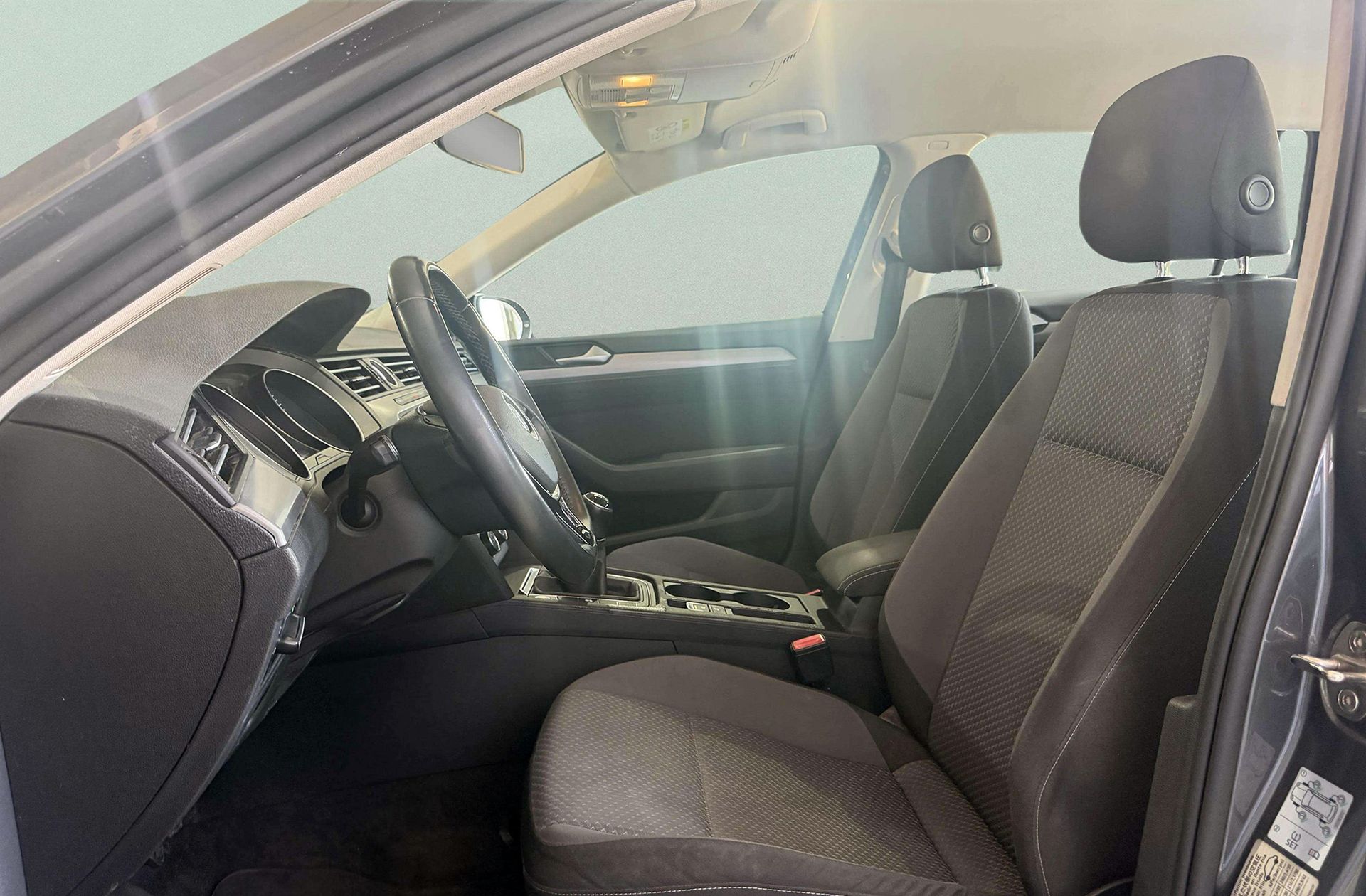 Volkswagen Passat Variant Edition 1.6 TDI BMT - foto 11