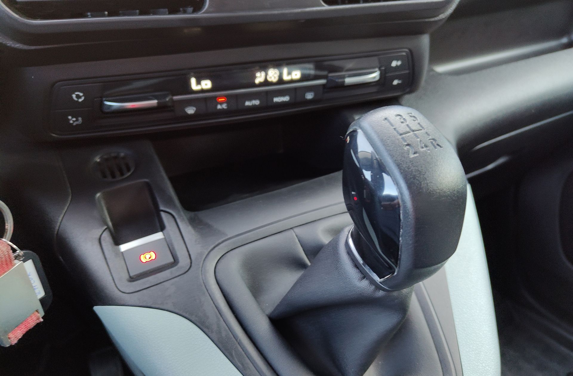 Citroën Berlingo Combi BlueHDi 100 Talla M 100 Años - foto 5