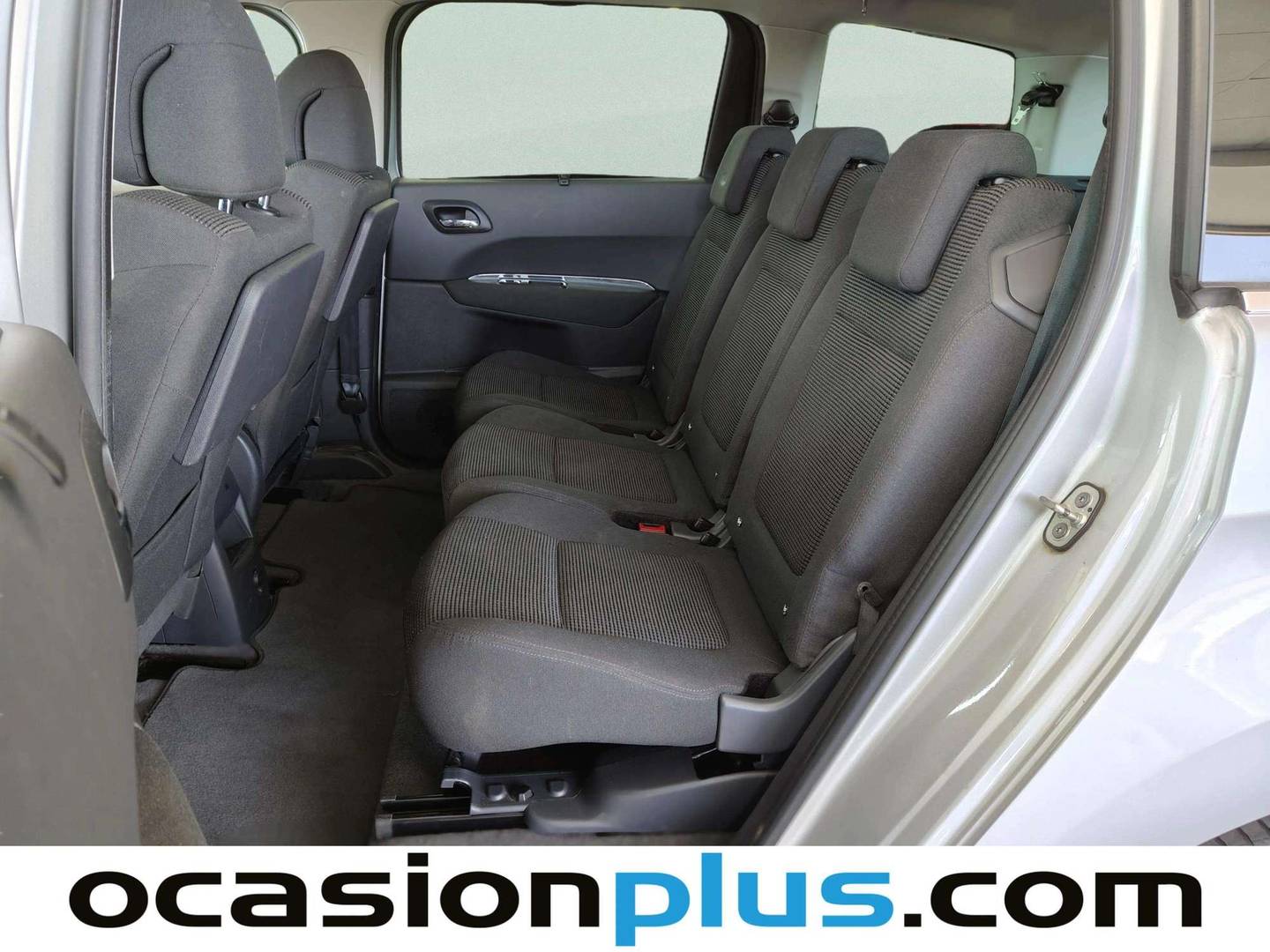 Foto asientos traseros Peugeot 5008 Peugeot 5008 1.2 PureTech Style S&S (130 CV) 7 Plazas