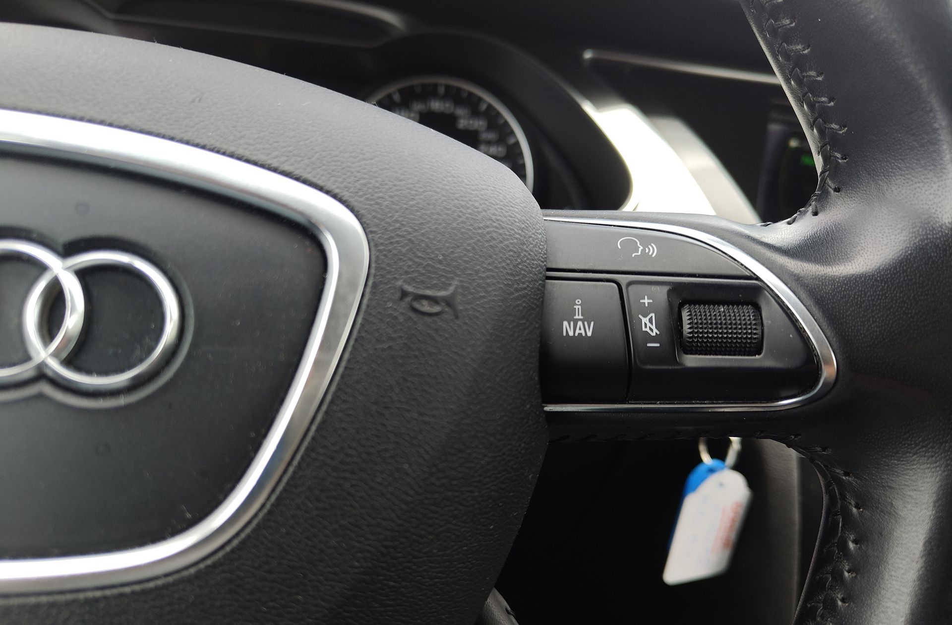 Audi A4 Avant S line edition 2.0 TDI multitronic - foto 26