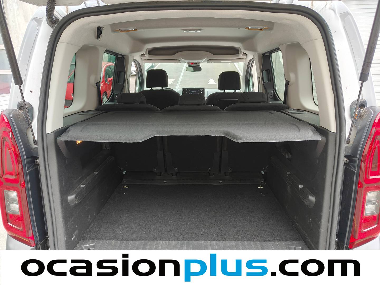 Fotos maletero Citroën Berlingo Citroën Berlingo BlueHDi 100 S&S Plus Talla M (102 CV)