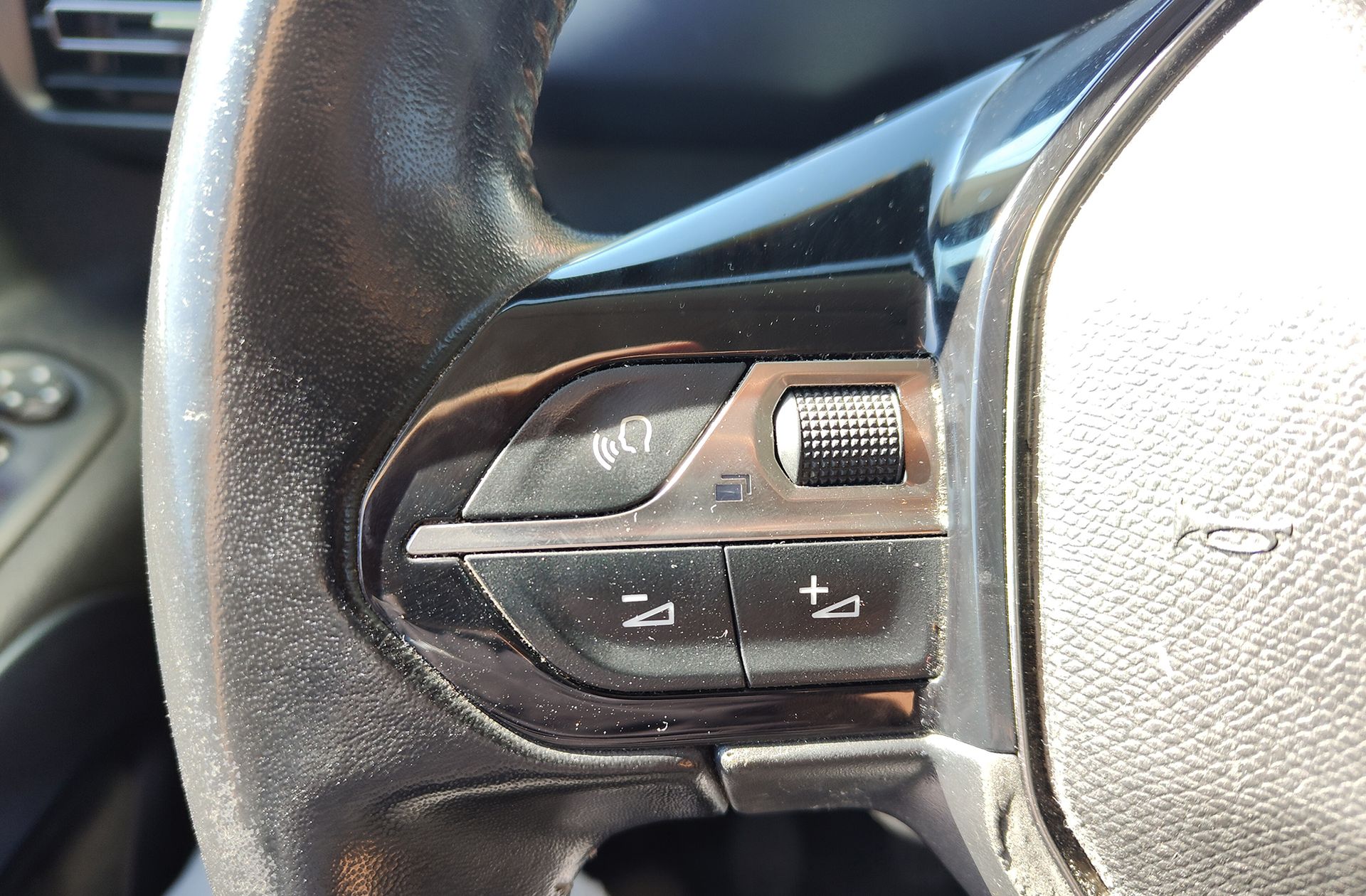 Peugeot Rifter BlueHDi 100 Allure Standard - foto 24