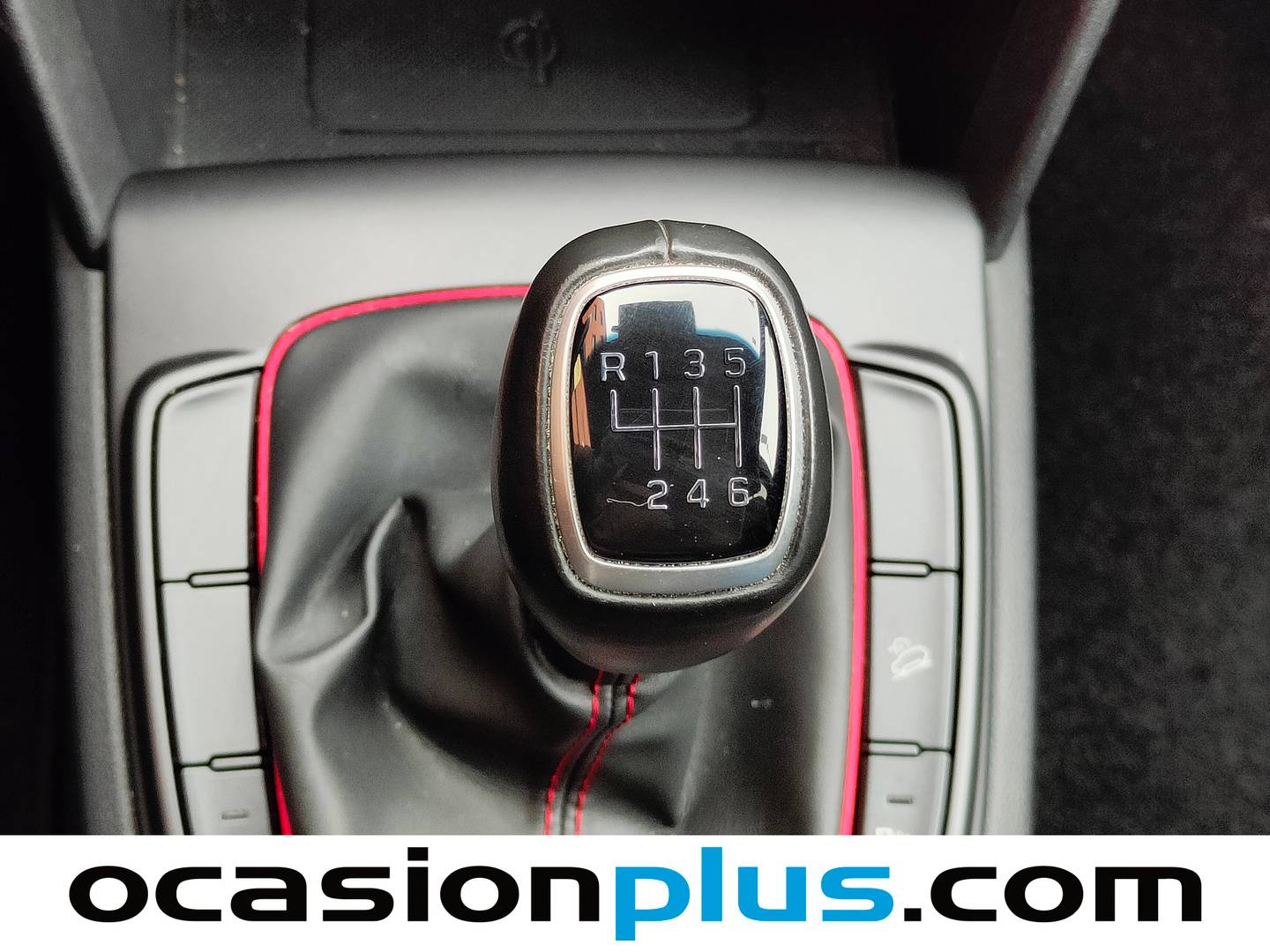 Hyundai Kona Hyundai Kona 1.0 TGDi Tecno 4x2 AEB (120 CV) de segunda mano