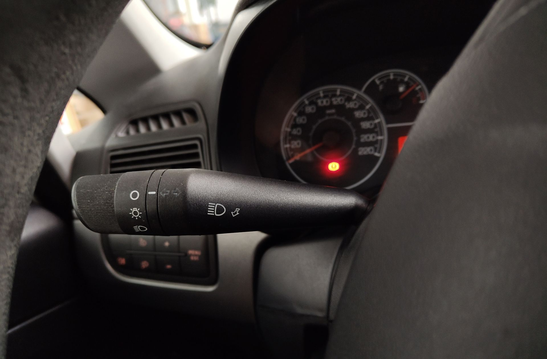 Fiat Punto 1.4 Active - foto 19