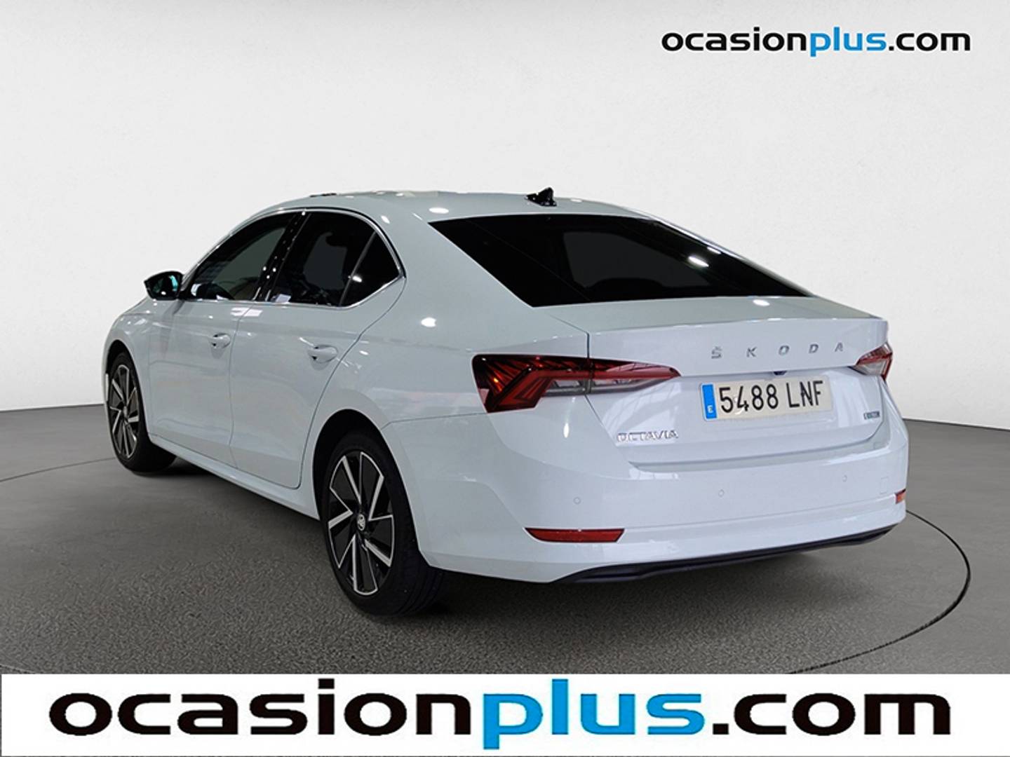 Foto Skoda Octavia Skoda Octavia 1.0 TSI mHEV Ambition DSG (110 CV)