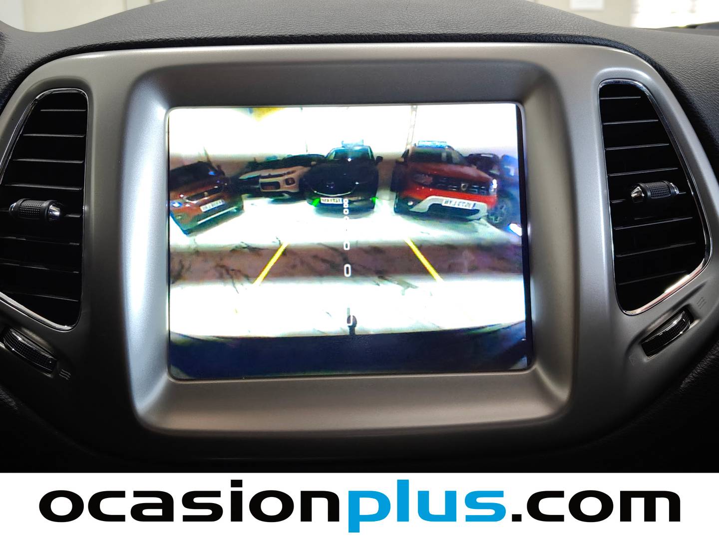Equipamiento del Jeep Compass Jeep Compass 1.6 Multijet Longitude 4x2 (120 CV)