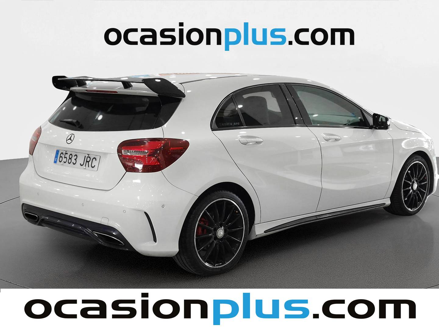 Foto trasera Mercedes Clase A Mercedes Clase A 200 d AMG Line (136 CV) derecha