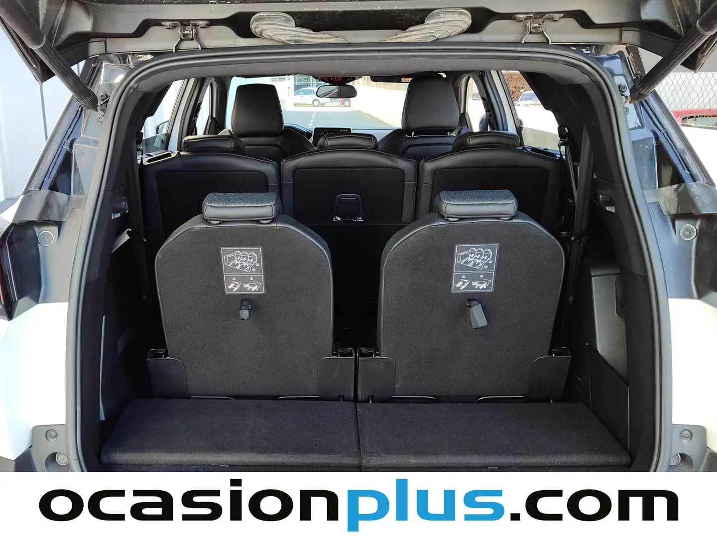 Foto Peugeot 5008 Peugeot 5008 BlueHDI 130 S&S GT Line EAT8 (130 CV) 7 Plazas