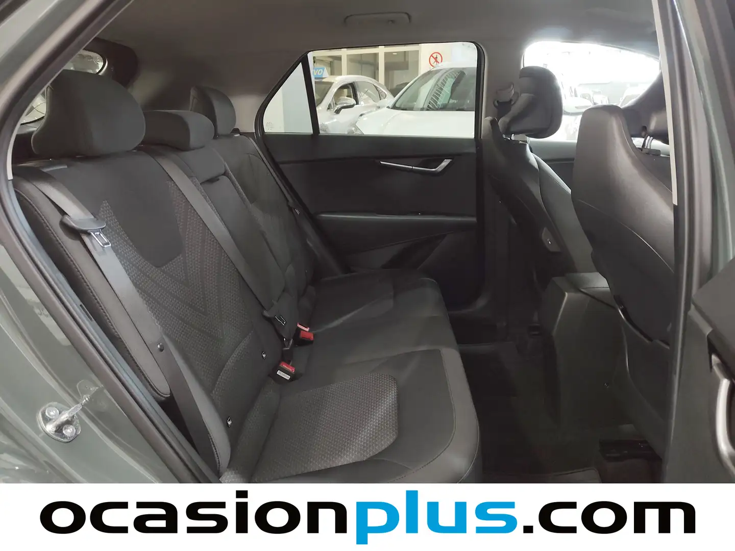 Foto KIA Niro Kia Niro 1.6 GDi HEV Concept (141 CV)