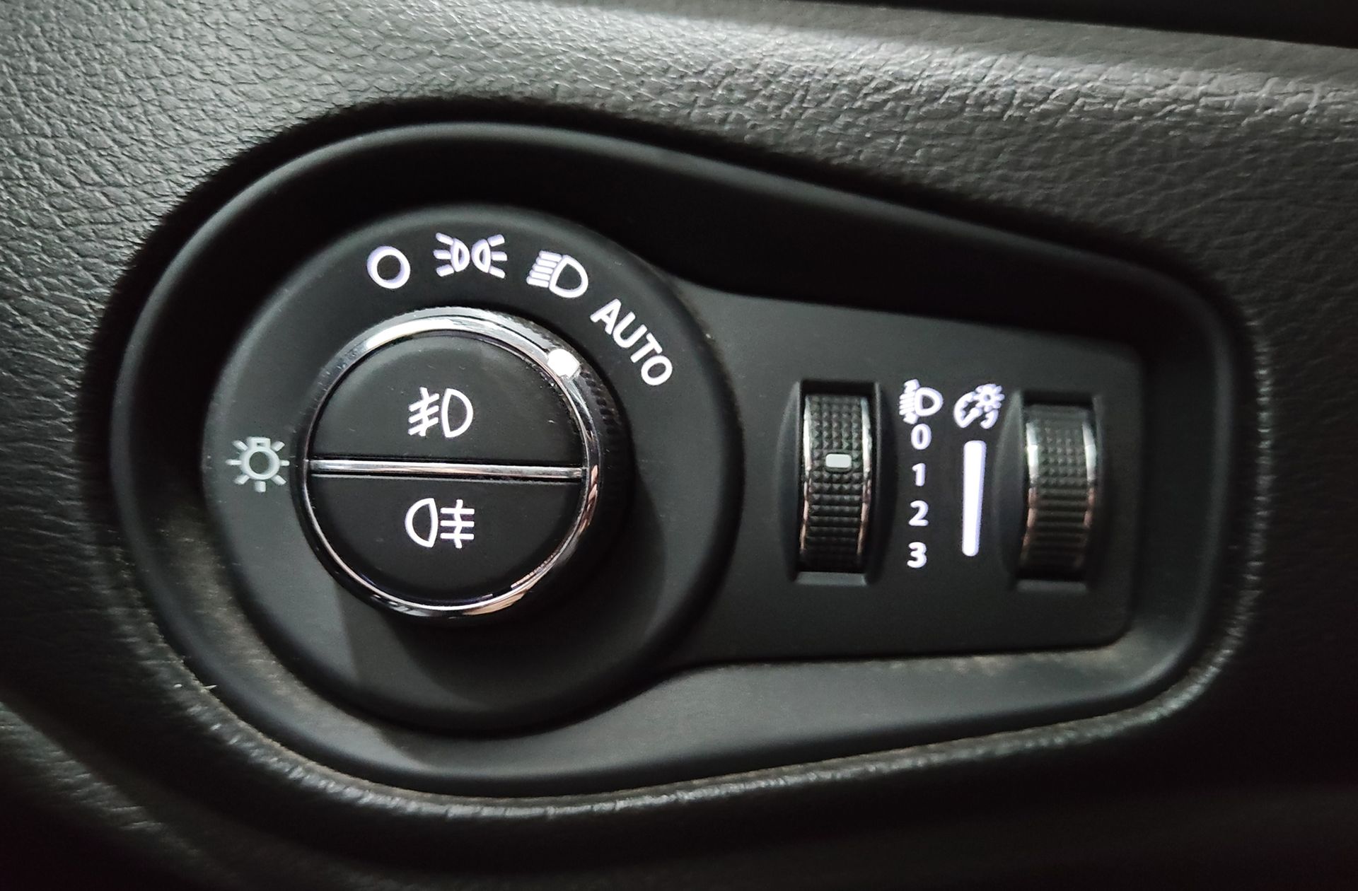 Jeep Renegade 1.3 PHEV S AWD - foto 23