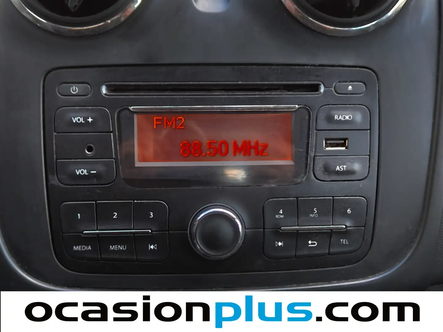 Foto Dacia Logan Dacia Logan 1.2 Ambiance (75 CV)