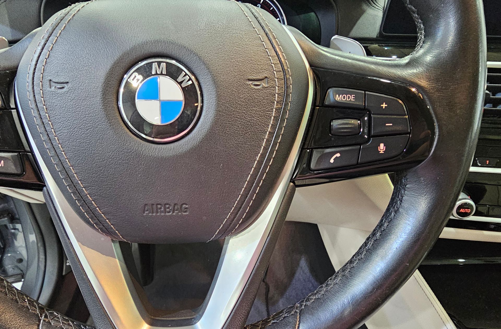 BMW Serie 5 520d Pack Luxury Line - foto 34