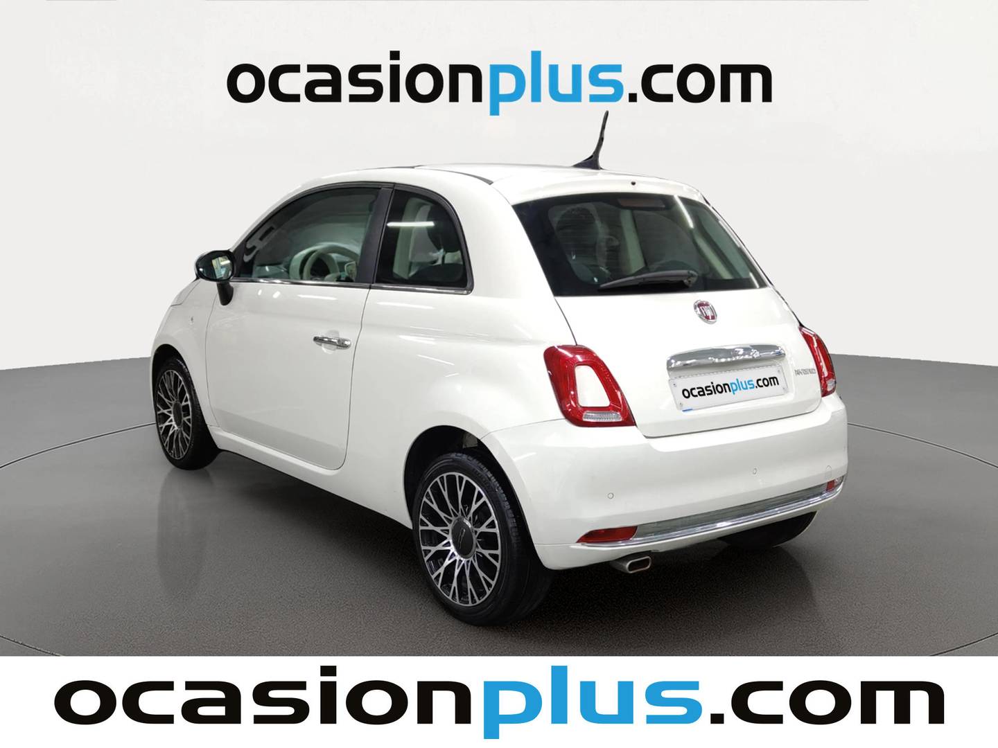 Foto delantera Fiat 500 Fiat 500 1.0 Hybrid Dolcevita (70 CV) derecha