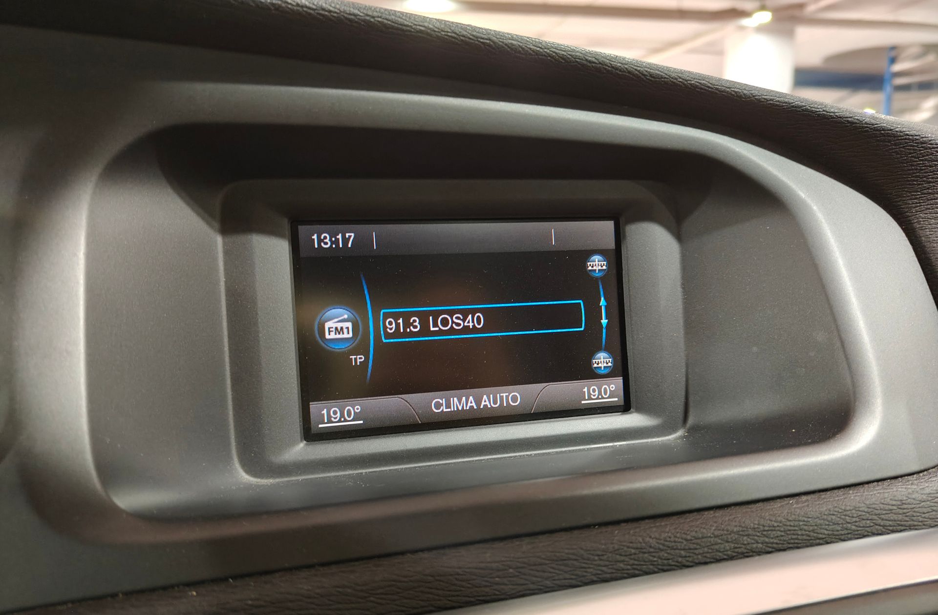 Volvo V40 D2 Kinetic - foto 25