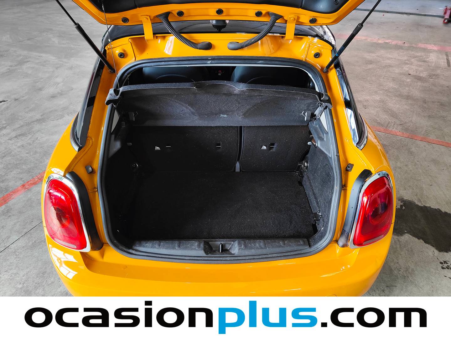 Fotos maletero Mini MINI MINI MINI Cooper 5 Puertas Cooper 5 Puertas D  (116 CV)