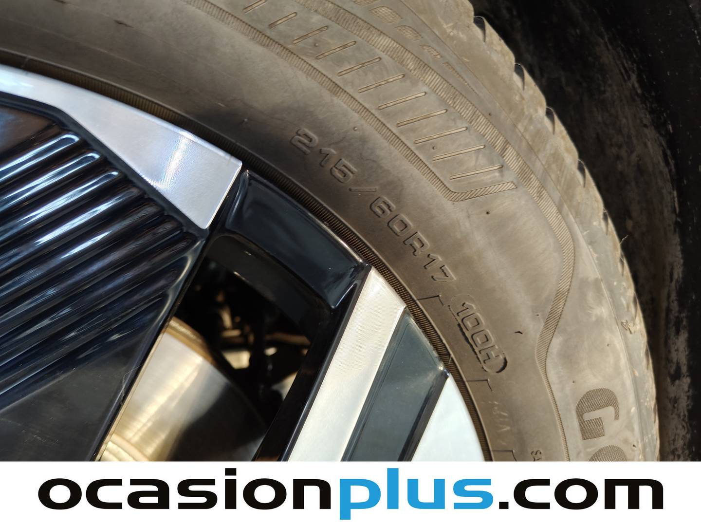 Foto Peugeot 2008 Peugeot 2008 Allure Hybrid eDCS6  (136 CV)