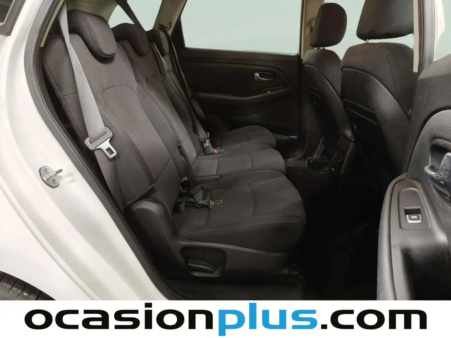 Foto KIA Carens Kia Carens 1.6 GDi UEFA Euro 2016 Eco-Dynamics (135 CV)