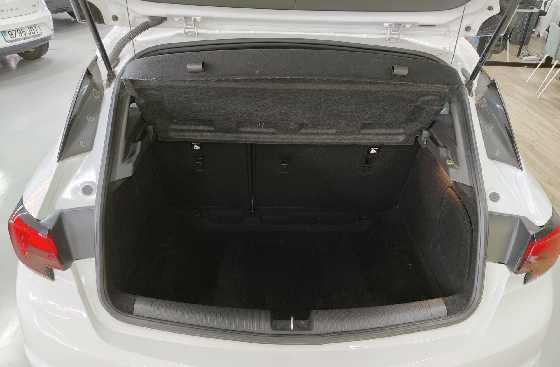 Opel Astra 1.2 Turbo SHL GS Line - foto 15