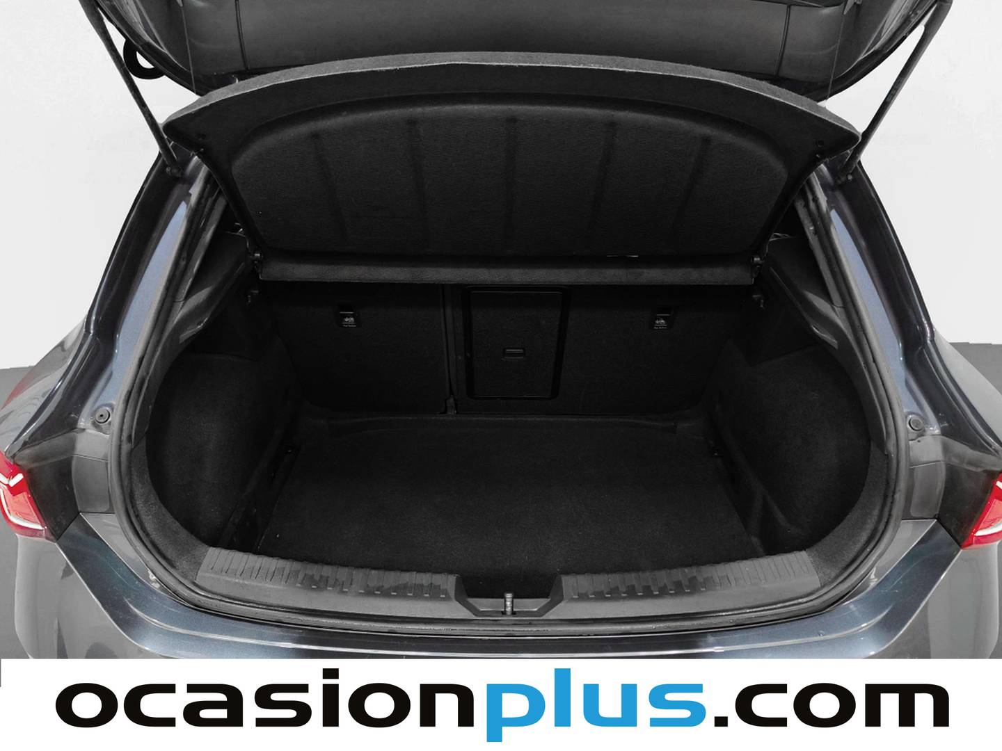 Fotos maletero Seat León Seat León 1.5 TSI S&S FR Go L (150 CV)
