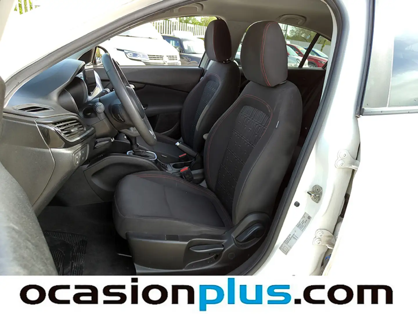 Foto Fiat Tipo Fiat Tipo 1.5 Hybrid Red DCT (130 CV)