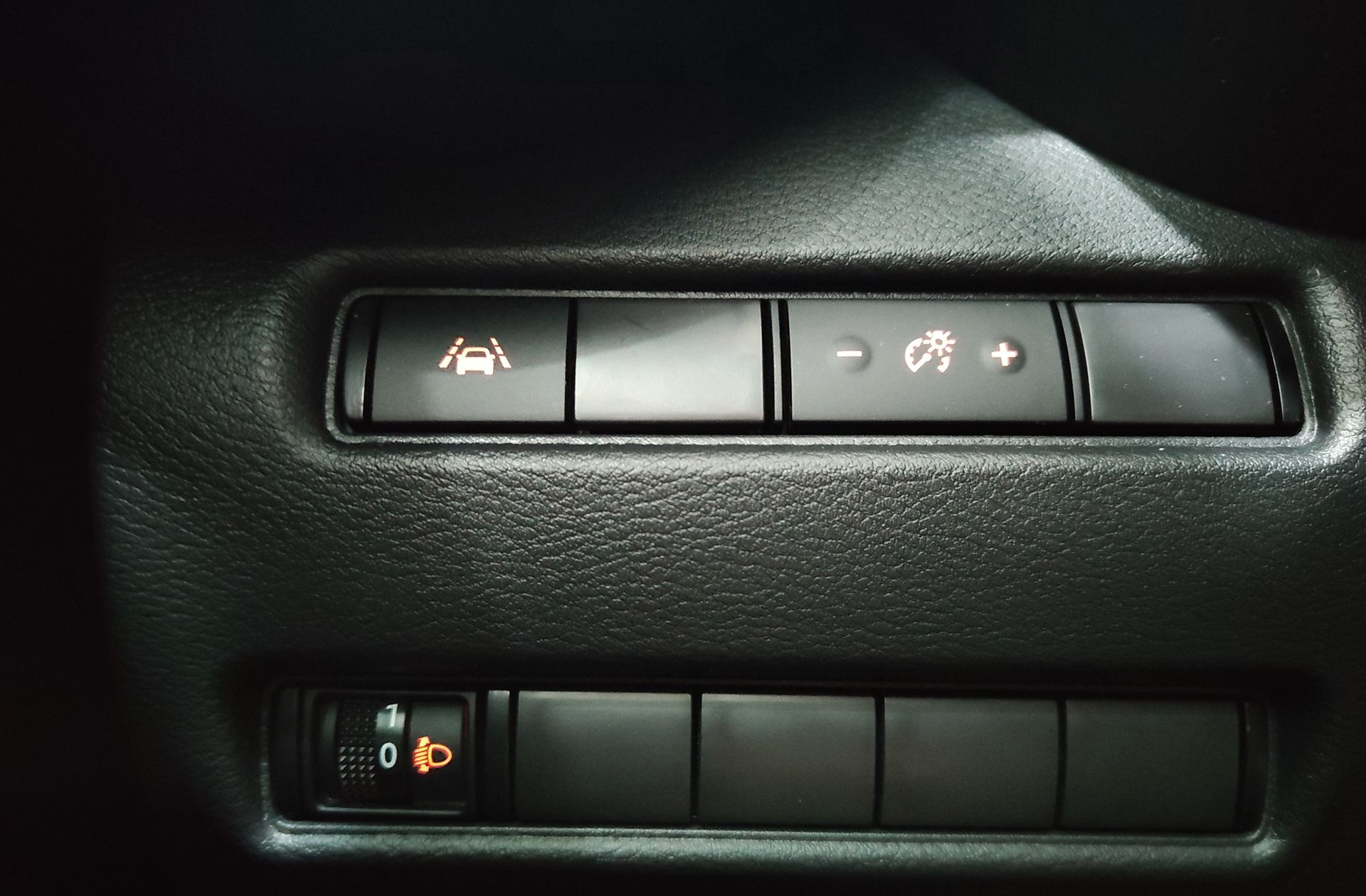 Nissan Juke 1.6 Hybrid N-Connecta - foto 24