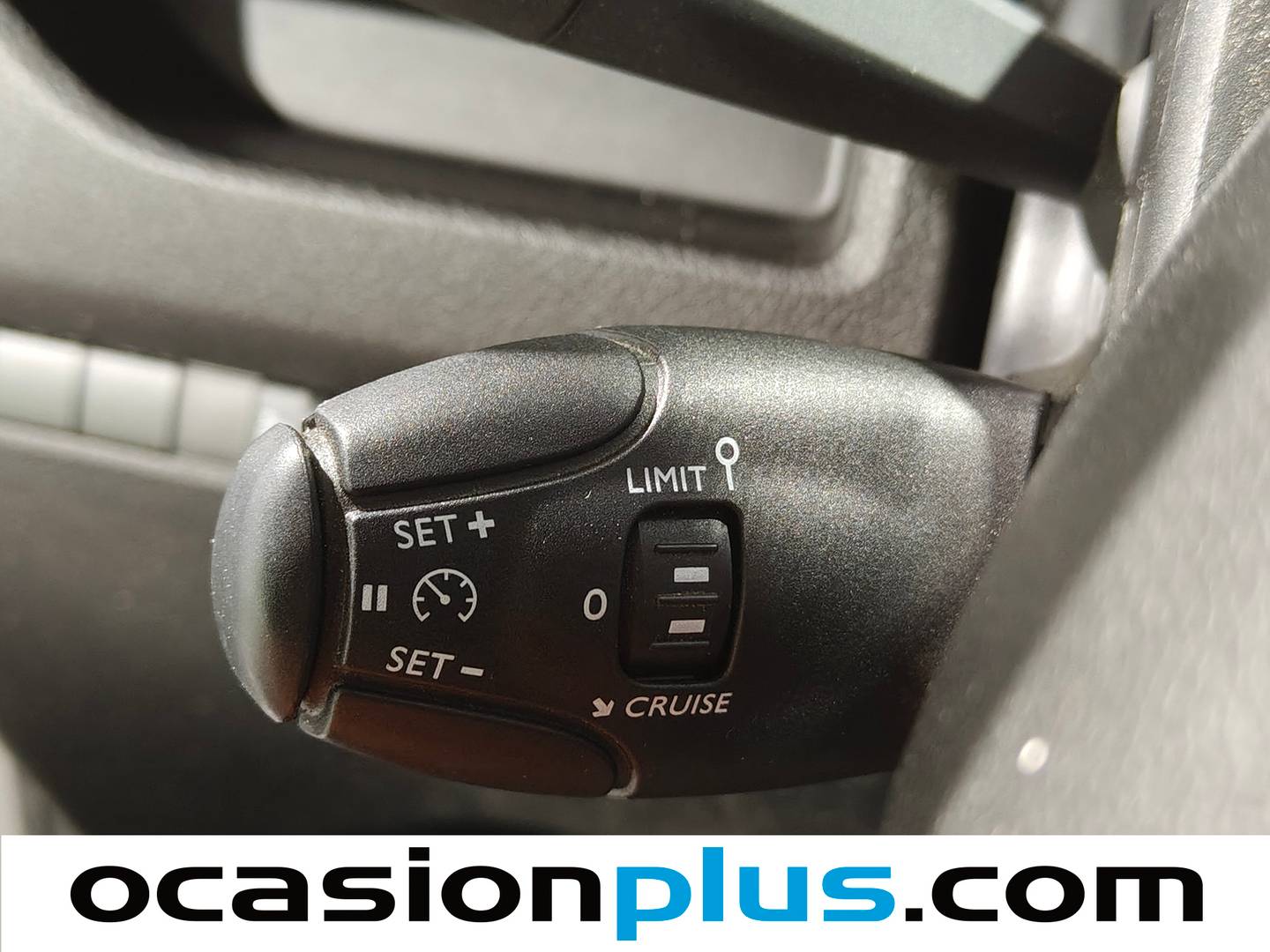 Acabados Citroën Jumpy Citroen Jumpy Furgon BlueHDi 100 Talla M (102 CV)