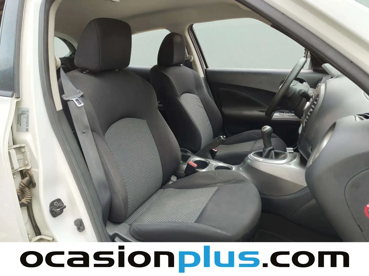 Foto Nissan JUKE Nissan Juke 1.6 Visia 4x2 (94 CV)