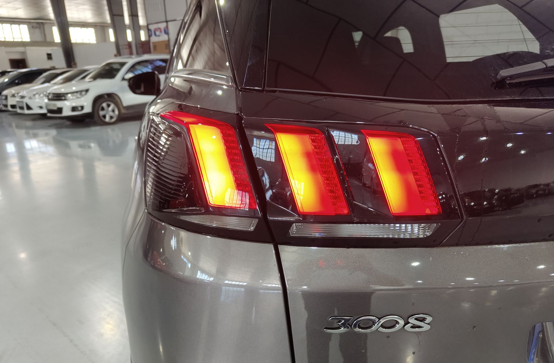 Peugeot 3008 PureTech 130 GT Line EAT8 - foto 17