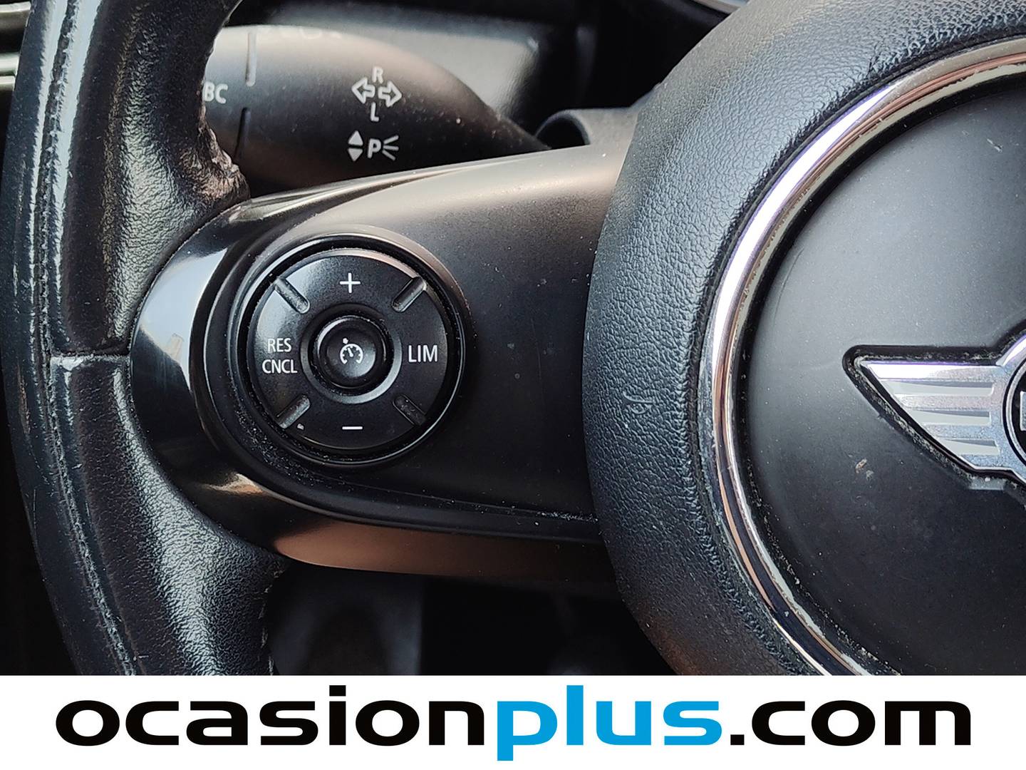 Equipamiento del Mini MINI Mini MINI One D (95 CV)