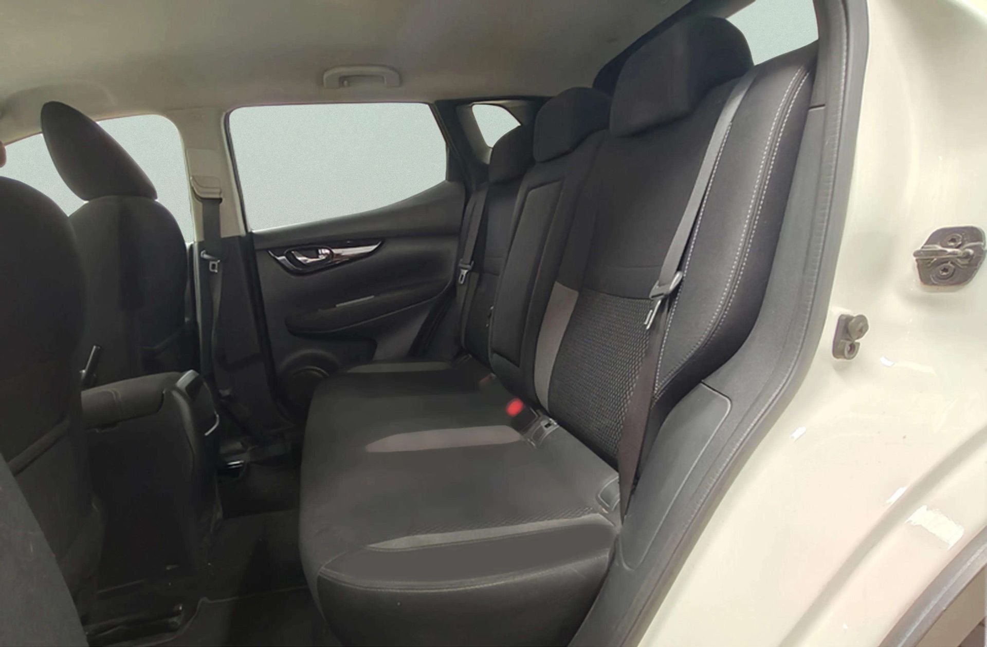 Nissan Qashqai dCi 110 Acenta 4x2 - foto 9