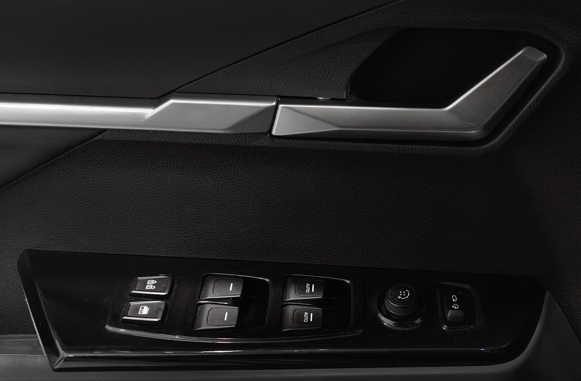 SsangYong Torres G15 Life - foto 34