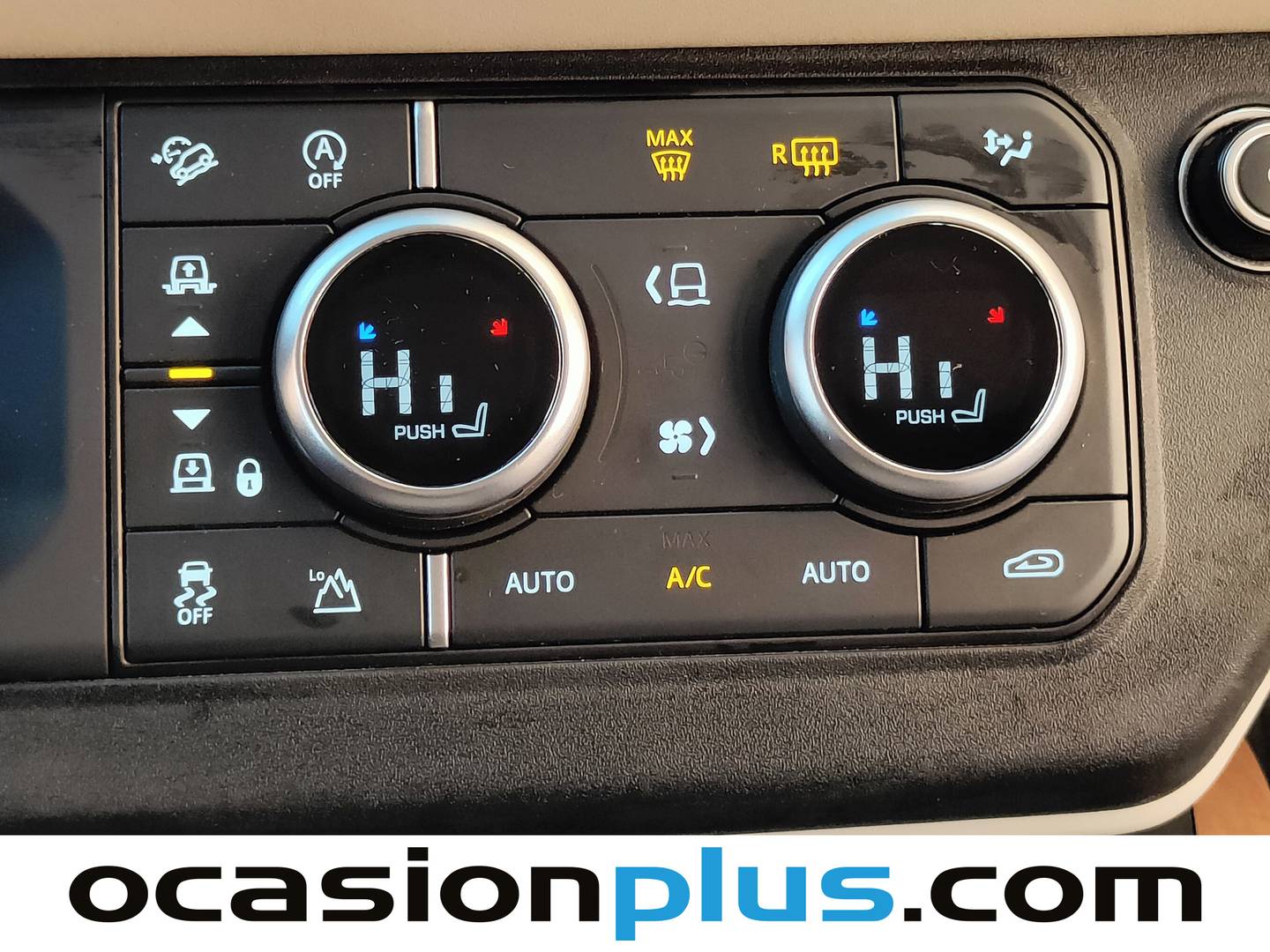 Foto Land Rover Defender Land Rover Defender 90 3.0 I6 MHEV X-Dynamic HSE 4WD AT  (400 CV)