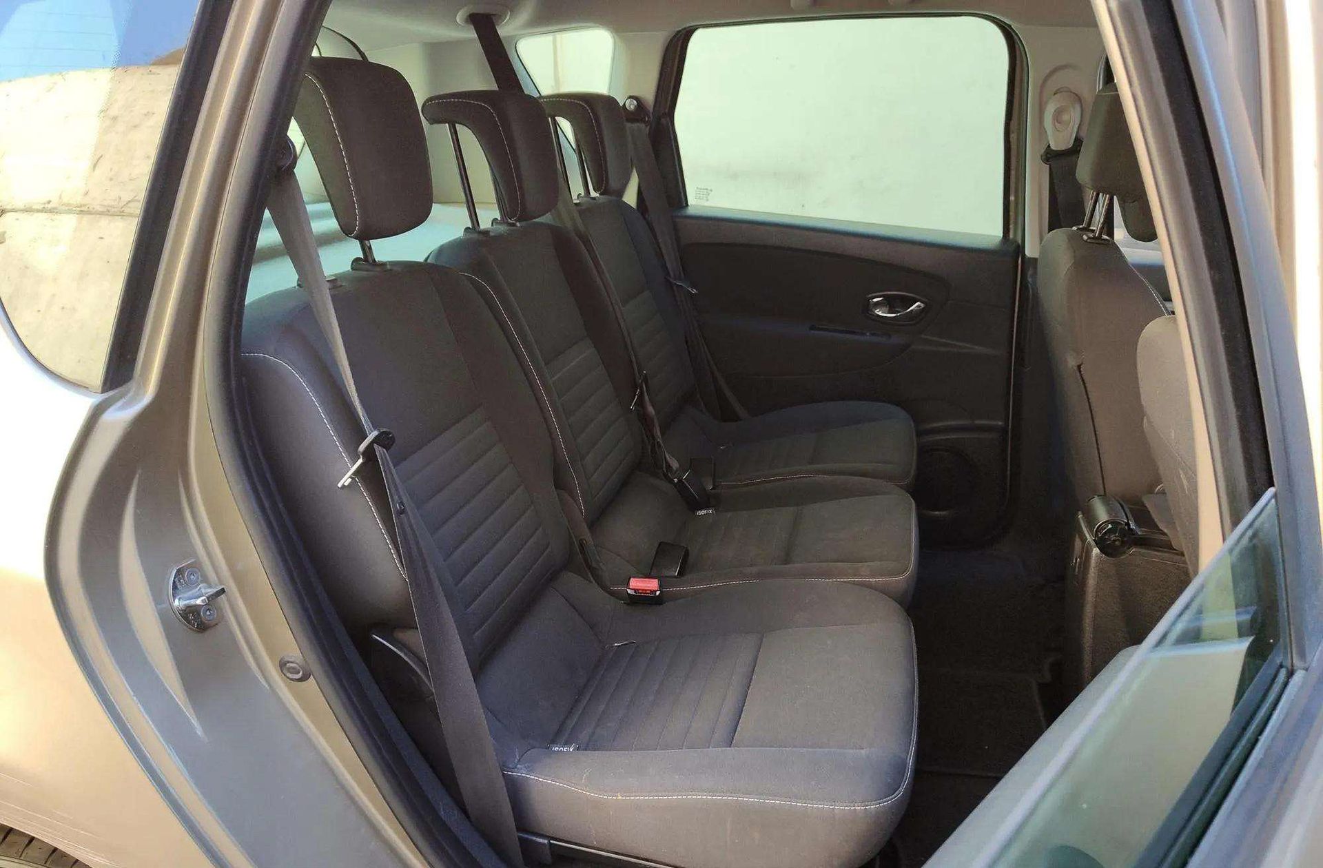 Renault Scénic 1.6 dCi Energy Limited - foto 13